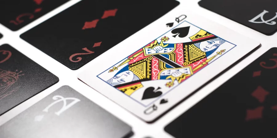 Organizing a Poker Run: Rules and Best Practices